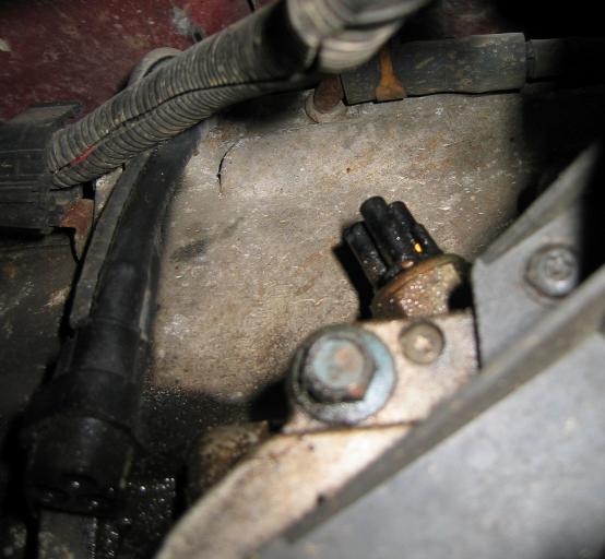 thumbnail image 2 of Transfer Case Vacuum Switch For Chevy S10 Blazer GMC Sonoma Olds Bravada 4WD 4x4 - TRQ Direct Replacement 2 of 5